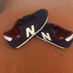 New Balance Sneakers-like new